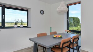 Unclassified image, 4 of 18, button - Spacious Waterfront Apartment (Kamperland)
