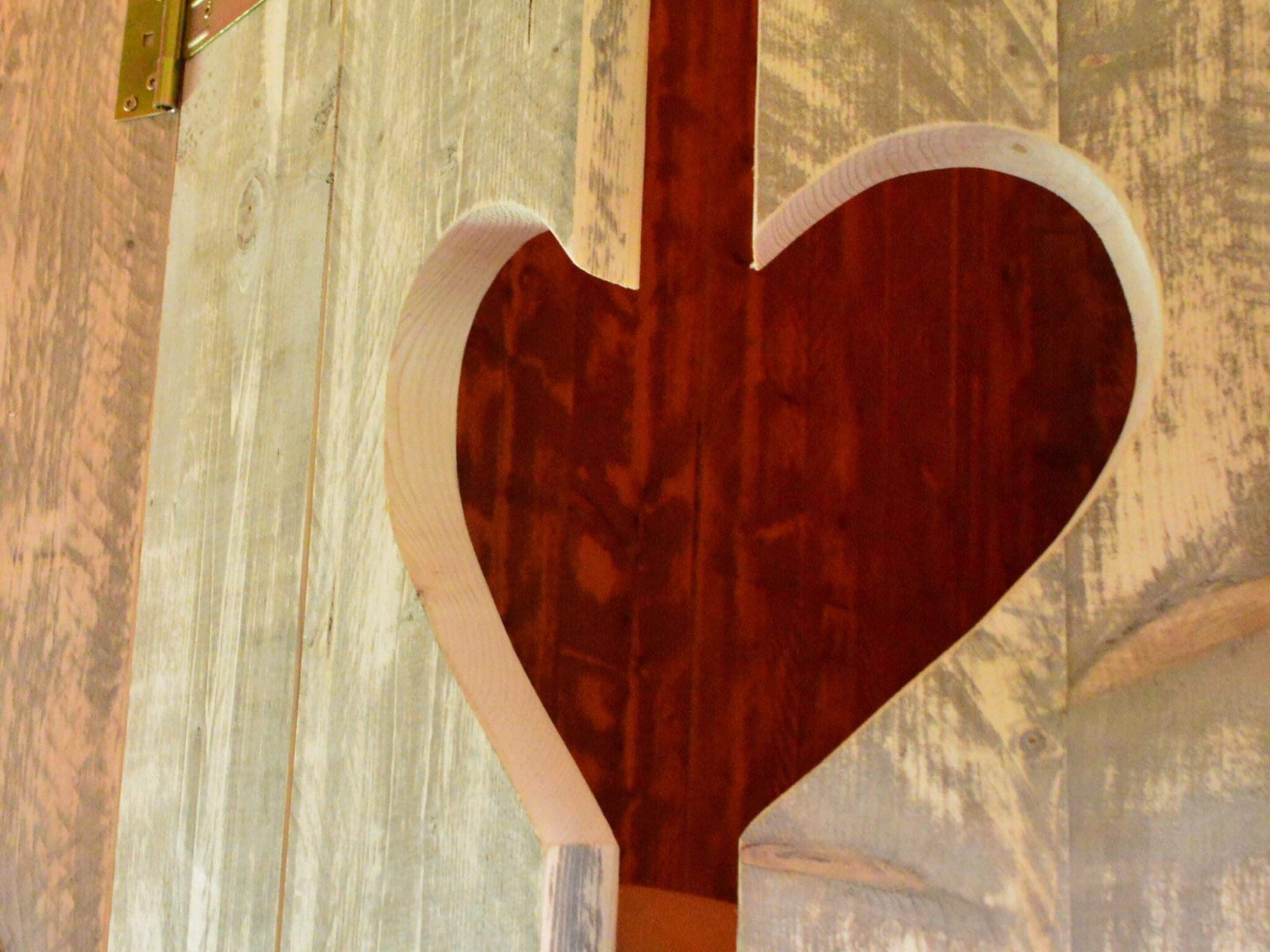 Tent | 2 slaapkamers, individueel gemeubileerd, beddengoed