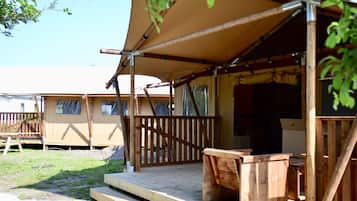 Tenda | Eksterior