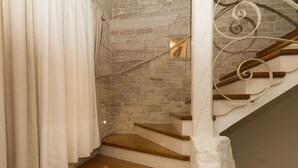 Reception - Beautiful Holiday House Located in the Small Place of Slivari (Zminj)