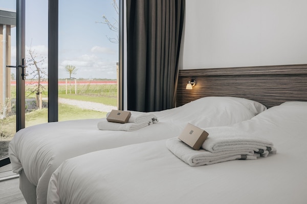Bungalow | 2 slaapkamers, individueel gemeubileerd, beddengoed