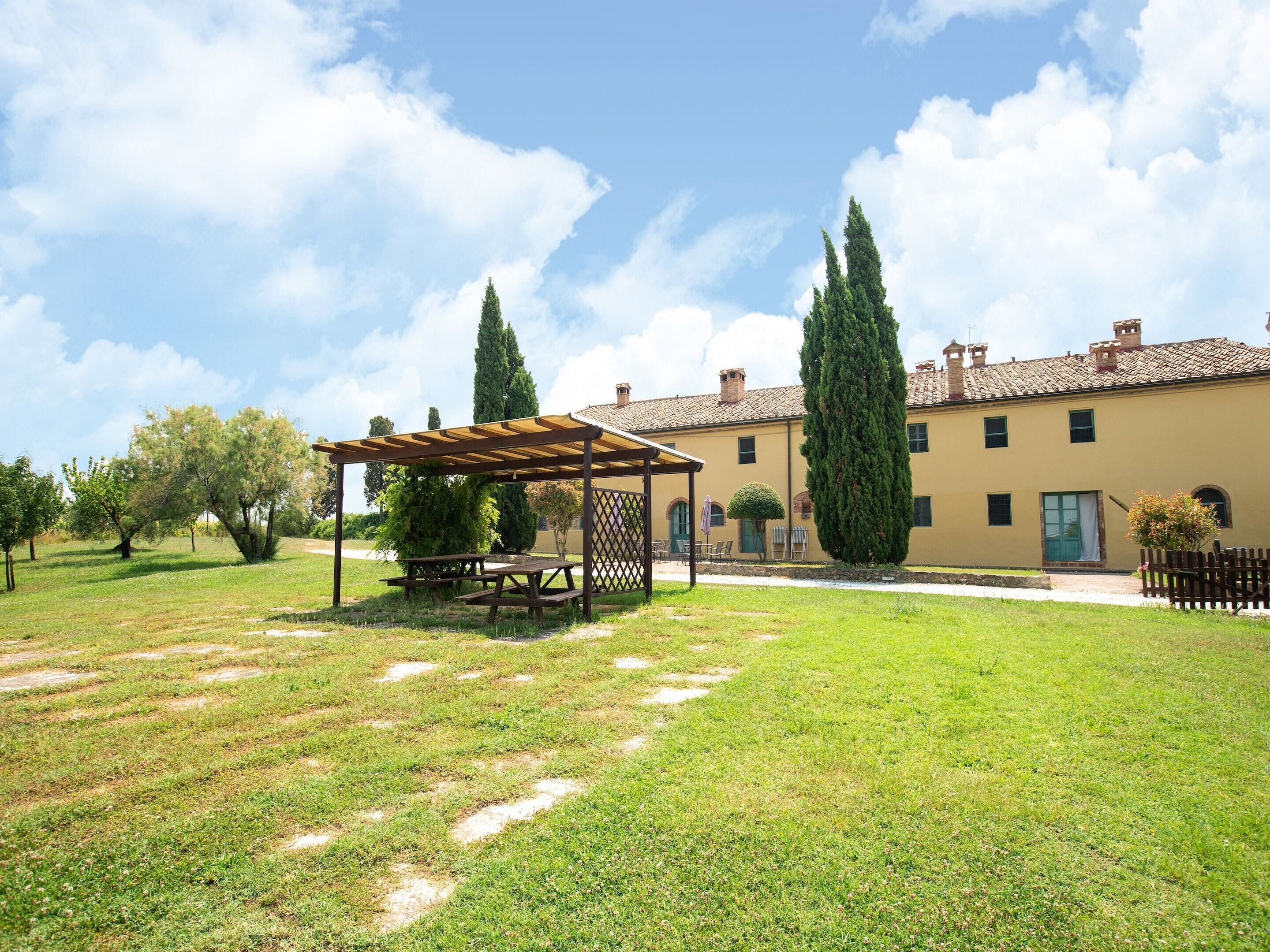 House | Outdoor dining