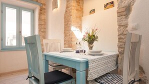 Unclassified image, 4 of 12, button - Apartments and Rooms, Near the Promenade in Rovinj (Rovinj)
