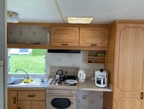 流動式房屋 | 私人廚房 | 雪櫃、微波爐、焗爐、咖啡機/沖茶器