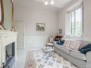 House | Living room