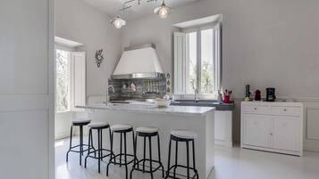 Rumah | Dapur pribadi | Kursi makan untuk bayi