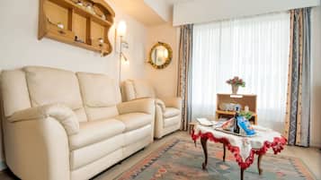 Apartment | Living room