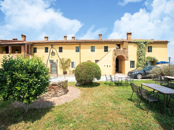 House | Exterior