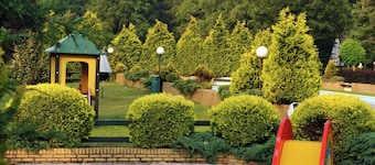 Holiday Home in Netherlands With Pond View
