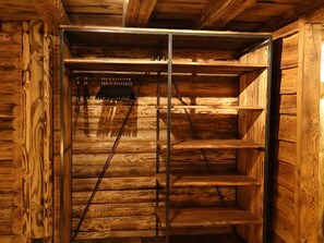 House | 3 bedrooms, individually furnished, bed sheets