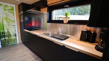 Casa | Cocina privada | Microondas y hervidor eléctrico