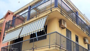 Exterior - Panoramic Apartment in Donnalucata with Terrace near Beach (Scicli)