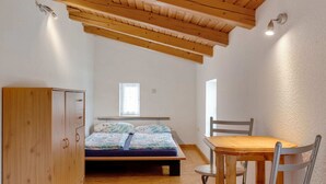 House | 3 bedrooms, individually furnished - Relaxing Holiday Home With Garden (Boiensdorf)