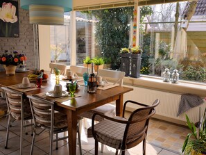 Dining - Detached House Near the Beach (Noordwijkerhout)