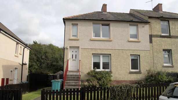 Exterior - Swanky Apartment in Carluke near Cambusnethan House (Wishaw)