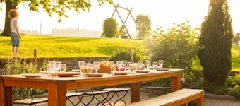 Voeren Mansion With Garden