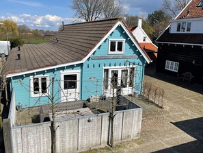 Exterior - Wooden Holiday Home, Near the Beach, Fully Furnished (Koudekerke)