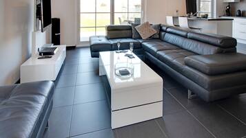 House | Living room
