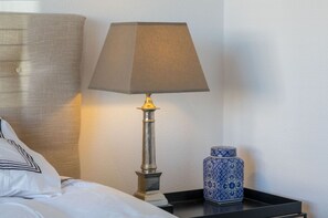1 ห้องนอน, ตกแต่งพิเศษโดยเฉพาะ, ผ้าปูที่นอน