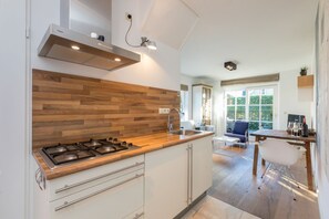 House | Private kitchen - Attractive Apartment near Center & Beach (Zoutelande)