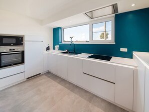 House | Private kitchen - Vintage Holiday Home in Visé Richelle near City Center (Vise)