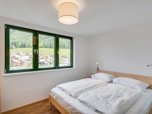 Apartment | 2 bilik tidur, cadar katil 