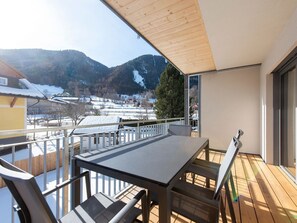 Balcony - Ski & Nature Apartment in Mauterndorf Near Obertauern (Mauterndorf)