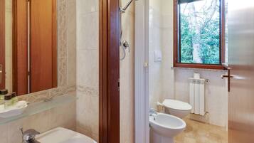Ferienhaus | Badezimmer