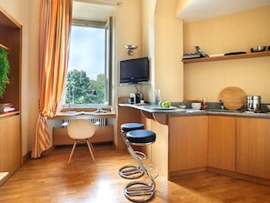 Fridge, microwave, dishwasher