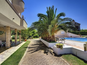 Apartment | Pool - Apartment in Medulin Near the Beach (Medulin)