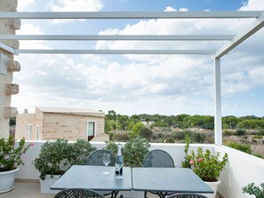 Balcony - Marvelous Holiday Home in Favignana Next to the sea (Favignana)