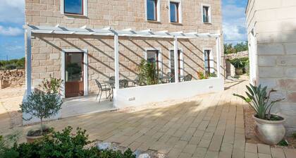 Timless Holiday Home in Favignana Next to the sea
