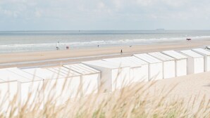 Exterior - Luxury House With an Infrared Sauna Near the Sea (De Haan)