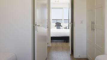 2 bedrooms, individually furnished, bed sheets