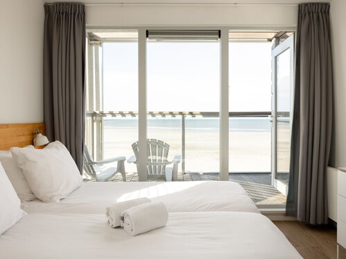 Beach House in a Dream Location on the Beach