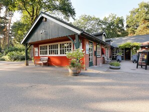 Chalet | Exterior
