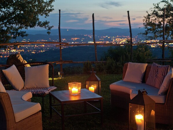 Villa | View from property - Villa in Tuscany With Organic Wine Estate (Arezzo)