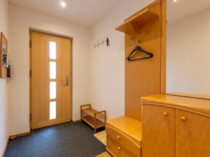 Reception - Blissful Apartment in Sankt Ulrich am Pillersee With Balcony (St. Ulrich Am Pillersee)