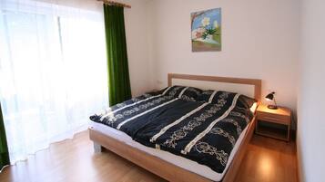 Apartment | 2 Schlafzimmer, individuell eingerichtet, Bettwäsche