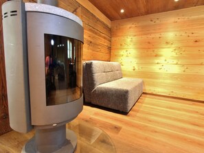 Rumah | Ruang keluarga | Perapian