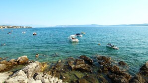 Unclassified image, 3 of 29, button - Luxurious Apartment With Private Pool and sea View in Crikvenica (Crikvenica)
