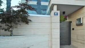 Unclassified image, 4 of 29, button - Luxurious Apartment With Private Pool and sea View in Crikvenica (Crikvenica)