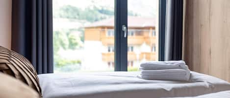 2 habitaciones y muebles diferentes