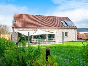 House | Exterior - Modern Family Holiday Home (Bocholt)