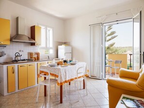 Living room - Delightful Apartment in Santa Maria del Focallo near Beach (Ispica)