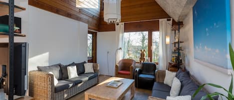 Apartment | Living area