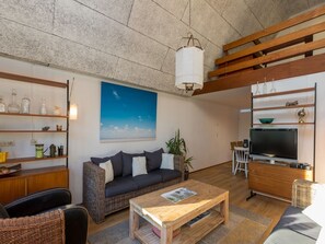 Living area - Apartment in Veere Near Lake Veerse Marina (Veere)