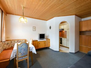 Dining - Blissful Apartment in Leutasch With Garden (Leutasch)