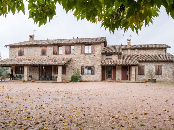 House | Exterior
