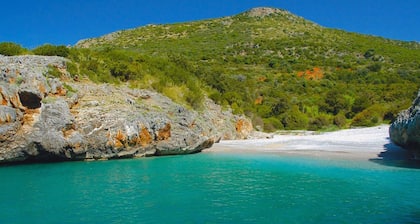 Villa in Velia Near Roman Ruins and Beach